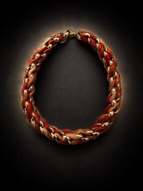 Gold-Chain Braided Necklace in Red and Tan